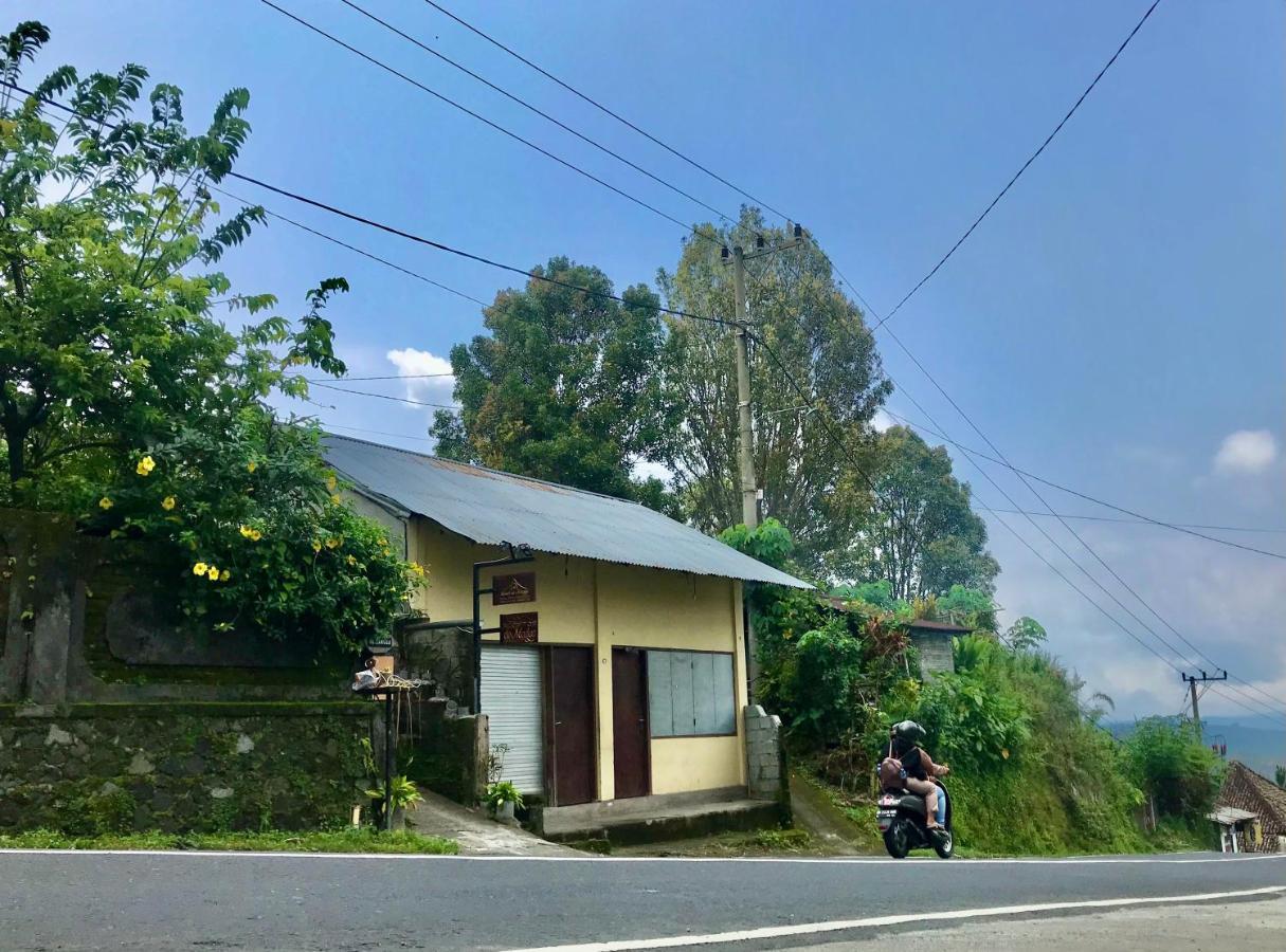 Umah De Madya & Rooftop De Madya Munduk  Exterior photo